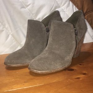 MIA ankle boots in grey suede